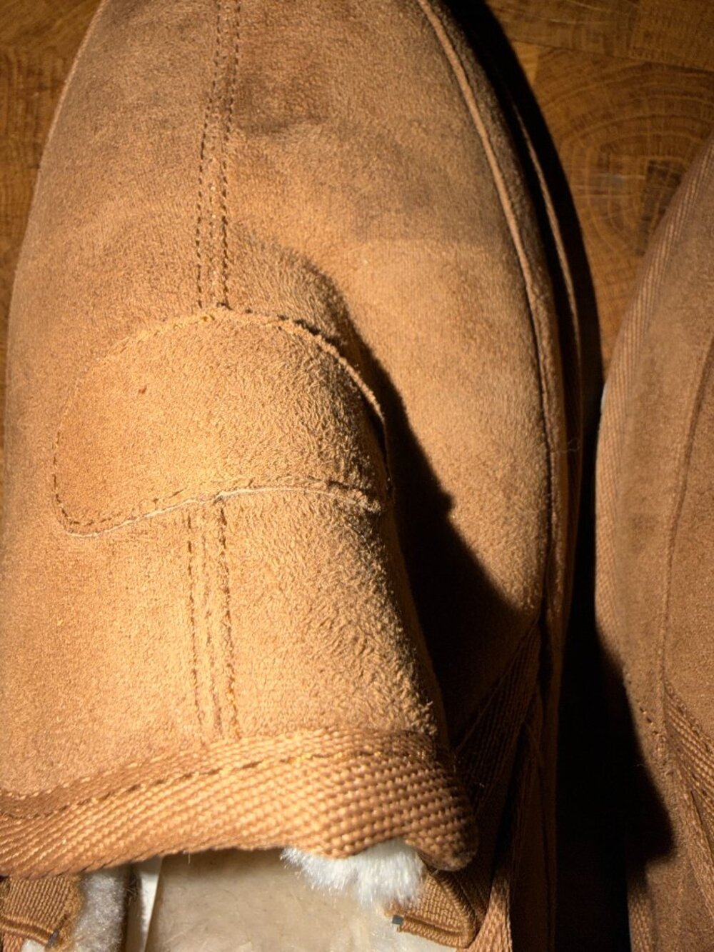 Minnetonka Moccasins Size 12 Wide - Picture 4 of 4